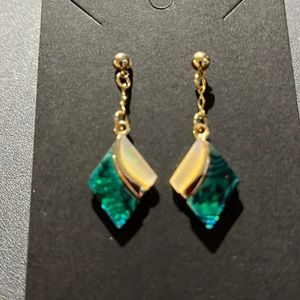 Fashion drop earrings